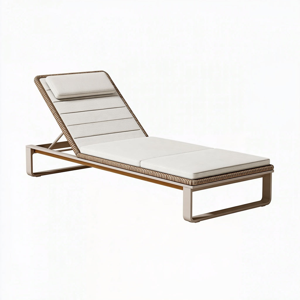 Sonnenliege 200 x 70 x 85 cm mit Aluminiumgestell beigefarbener Polsterung und verstellbarer Rückenlehne
